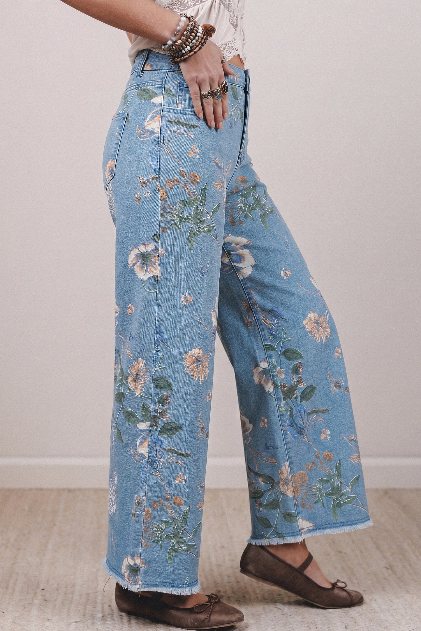 Sky Blue Retro Floral Print Frayed Hem Shift Jeans